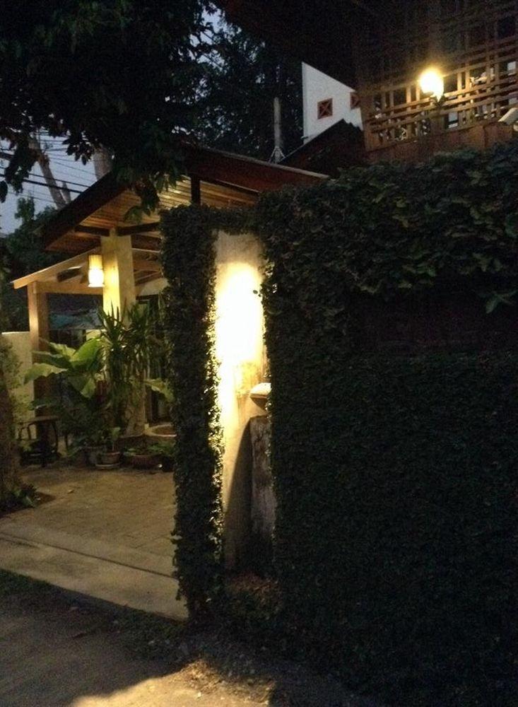 Chiang Maan Residence Chiang Mai Buitenkant foto