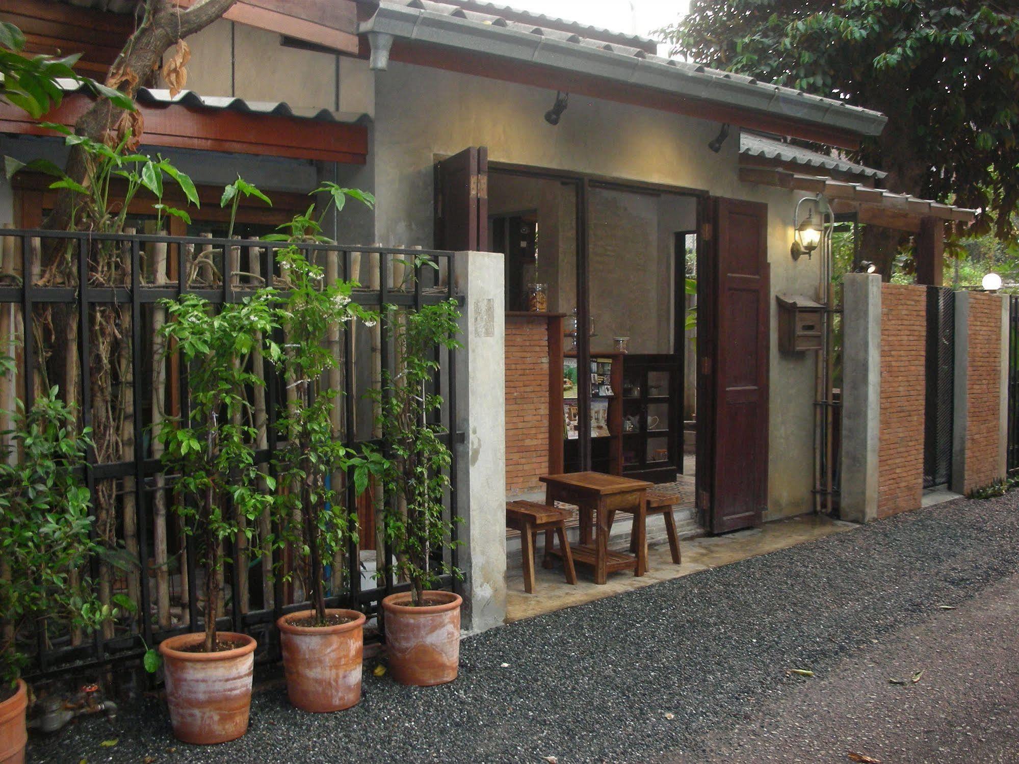 Chiang Maan Residence Chiang Mai Buitenkant foto