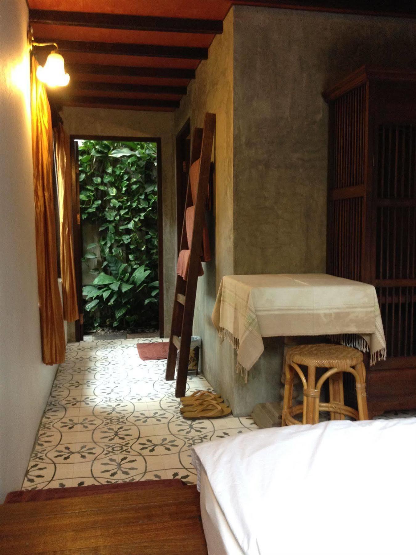 Chiang Maan Residence Chiang Mai Buitenkant foto